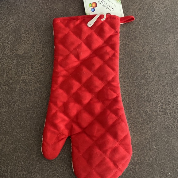 Oversized Christmas OvenMit - Picture 2 of 2